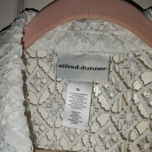 Alfred Dunner White Lace Cape